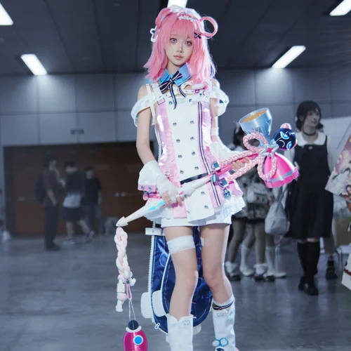小吱