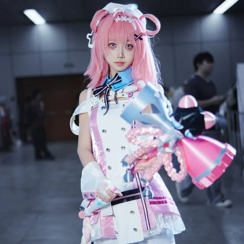 小吱